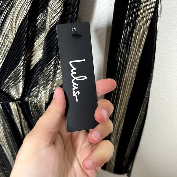 NWT Lulu's VIP Party Black and Gold Striped Striped Long Sleeve Dress Size Small - Picture 4 of 7